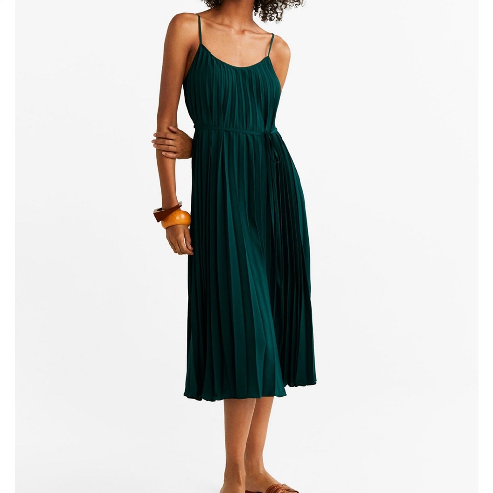 NWT Mango Pleated Midi Dress